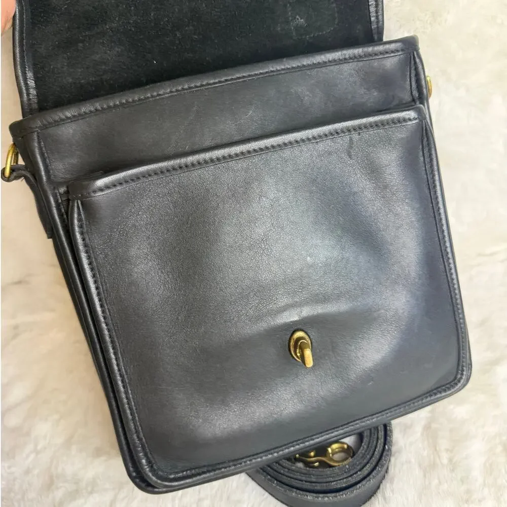 Vintage Coach 5130 Station Black Leather Crossbody Bag Purse